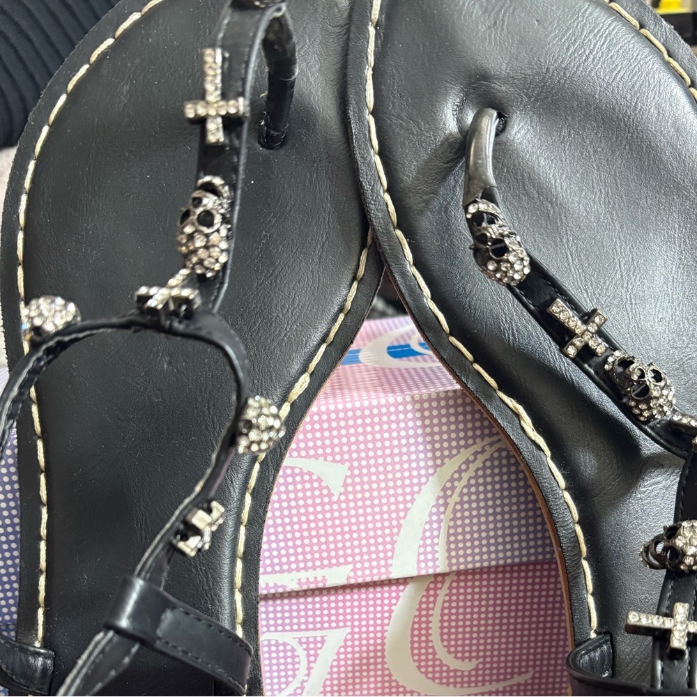 Skull Embellished Black Sandals